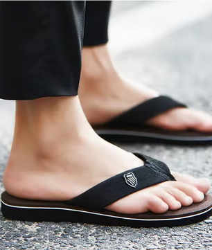Men's Casual Flip Flops Fashion Beach Shoes Men Summer Non-Slip Flat Slides Mens Slippers Indoor House Shoes Man Male Slipper