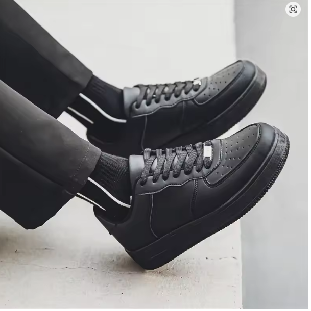 Low-Top Fashionable White Sneakers Pure Color Laced Board Shoes Four Seasons Leather Surface Sports Casual Men's Shoes