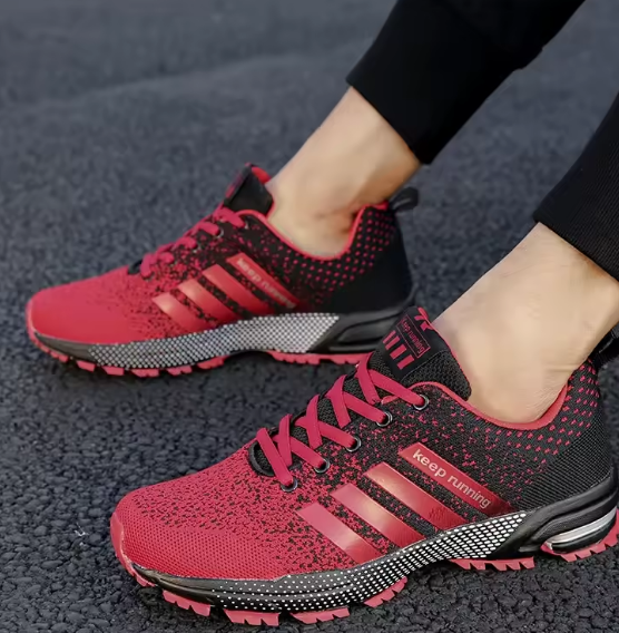 New men's and women's flying mesh surface spring summer breathable casual sports shoes flat vulcanized couple running big size48